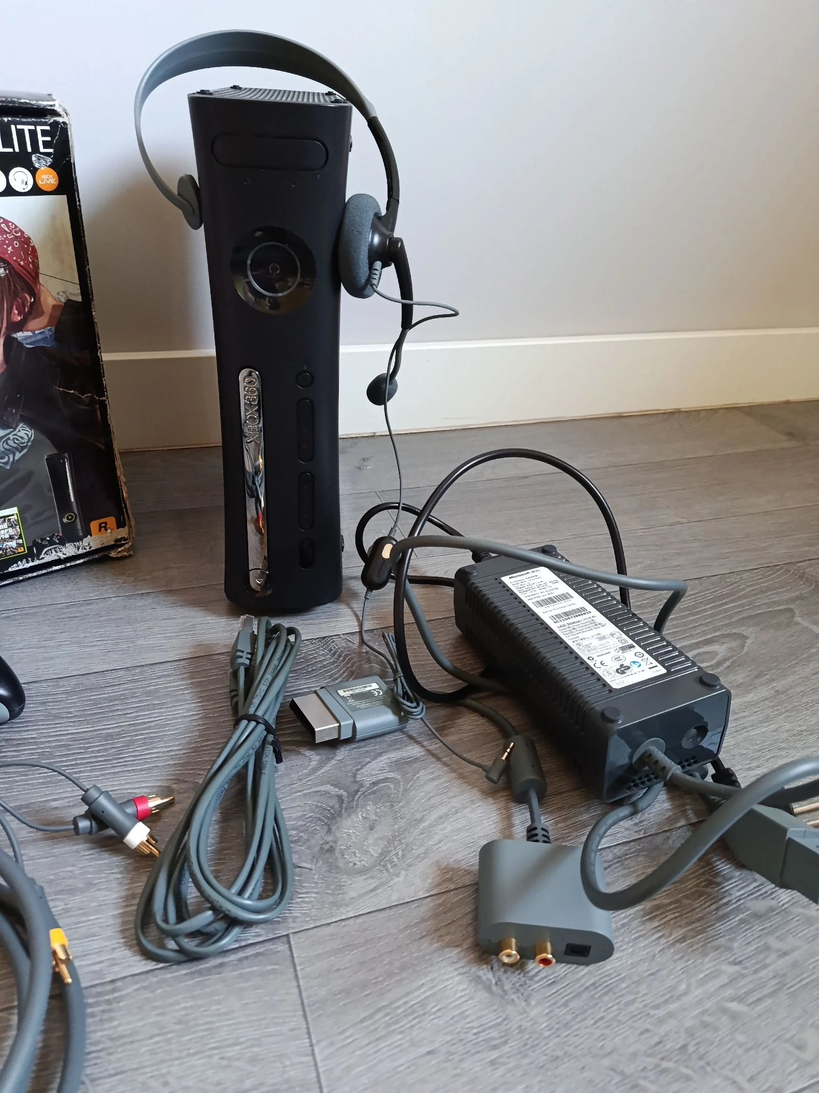 Console Xbox 360. 256Mb. – photo 3
